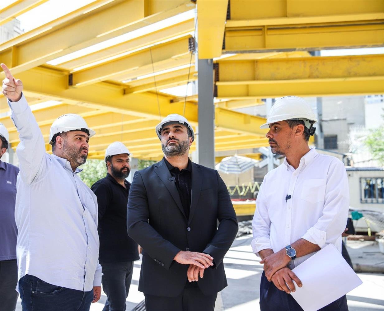 بازدید مدیرعامل صبا نفت از پروژه فرمانیه/ پروژه فرمانیه در مسیر تبدیل به شاخصترین مجتمع اداری–تجاری منطقه یک بازدید مدیرعامل صبا نفت از پروژه فرمانیه/ پروژه فرمانیه در مسیر تبدیل به شاخصترین مجتمع اداری–تجاری منطقه یک