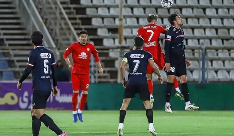 دیدار حساس تراکتور و پرسپولیس