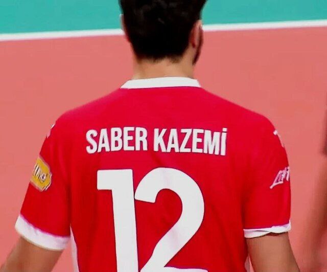 کاپیتان تیم ملی والیبال