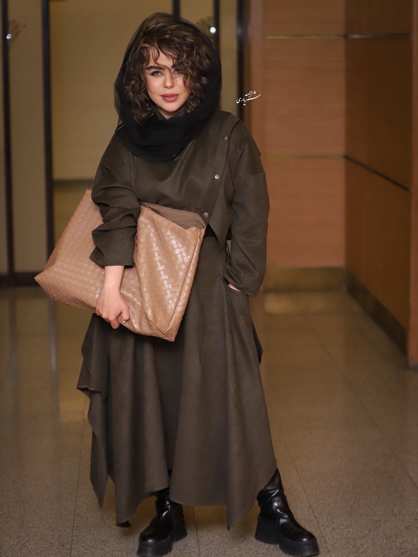 تیپ لاکچری الهام اخوان