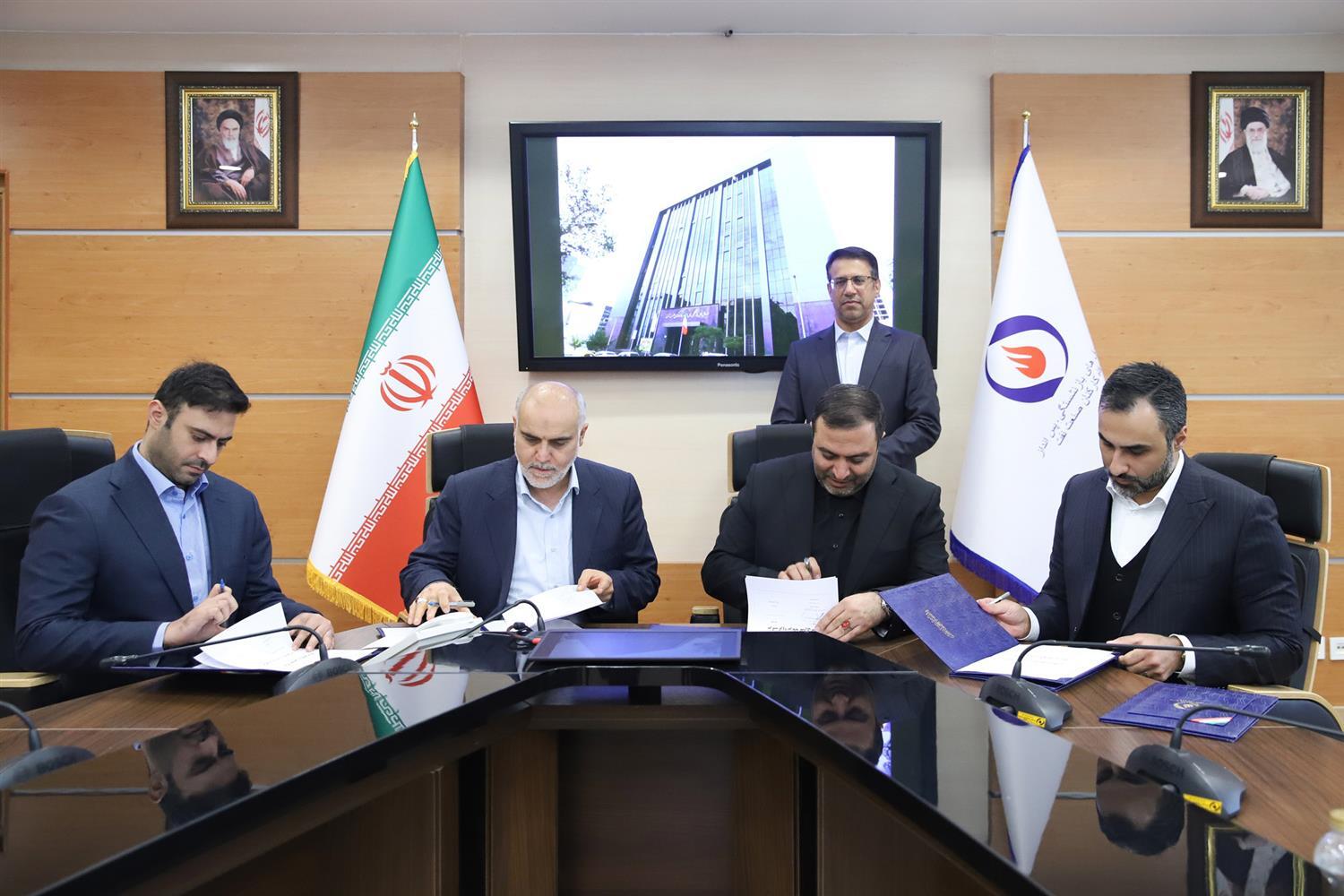 صبا نفت بازوی تخصصی صندوقها در حوزه مسکن و ساختوساز/امضای سه تفاهم نامه جدید در بخش مسکن برای بازنشستگان نفت صبا نفت بازوی تخصصی صندوقها در حوزه مسکن و ساختوساز/امضای سه تفاهم نامه جدید در بخش مسکن برای بازنشستگان نفت