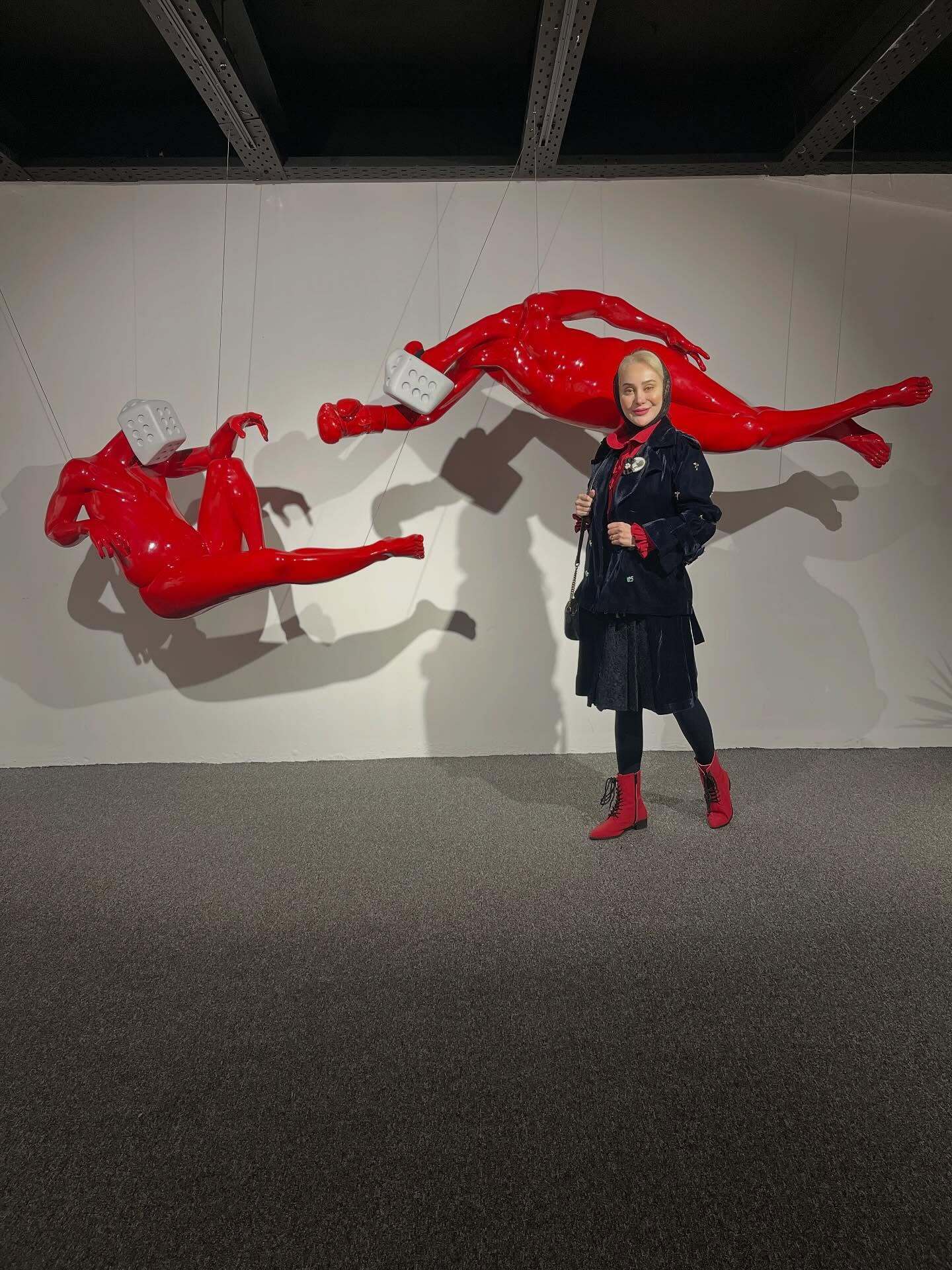 خوشگذرانی آرام جعفری