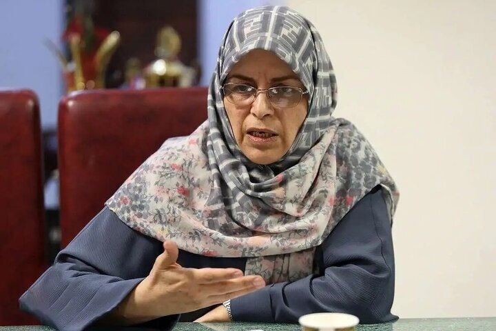 آذر منصوری آذر منصوری