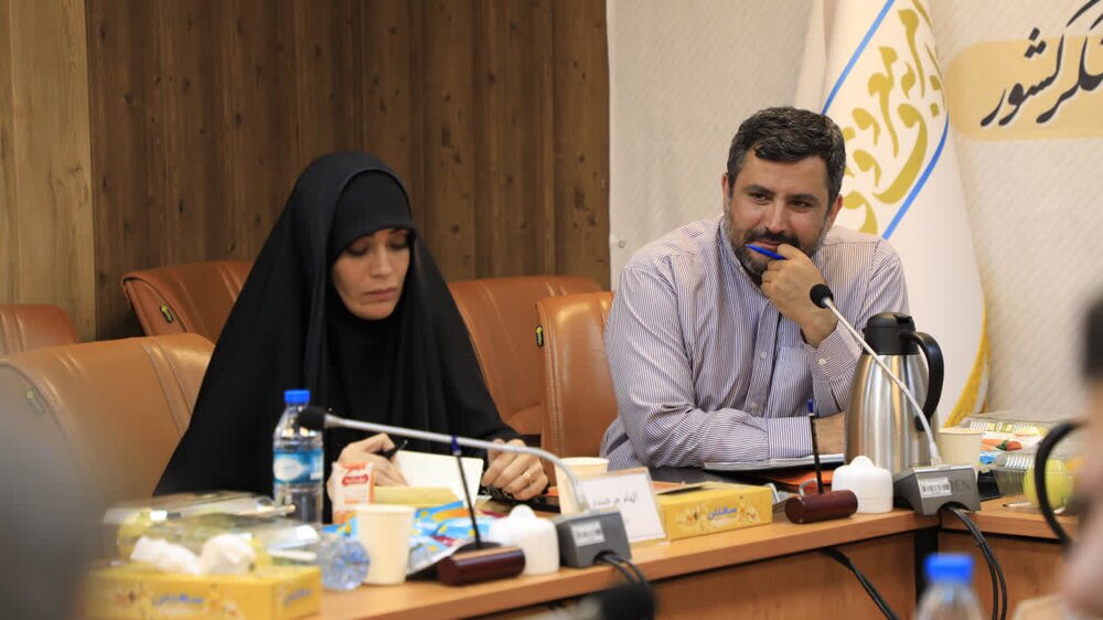 الهام چرخنده و حضورش در جلسه ستاد امر به معروف