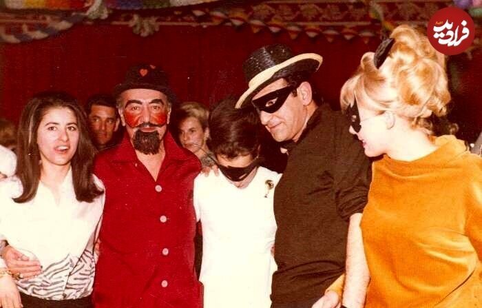 اردشیر زاهدی در یک جشن بالماسکه