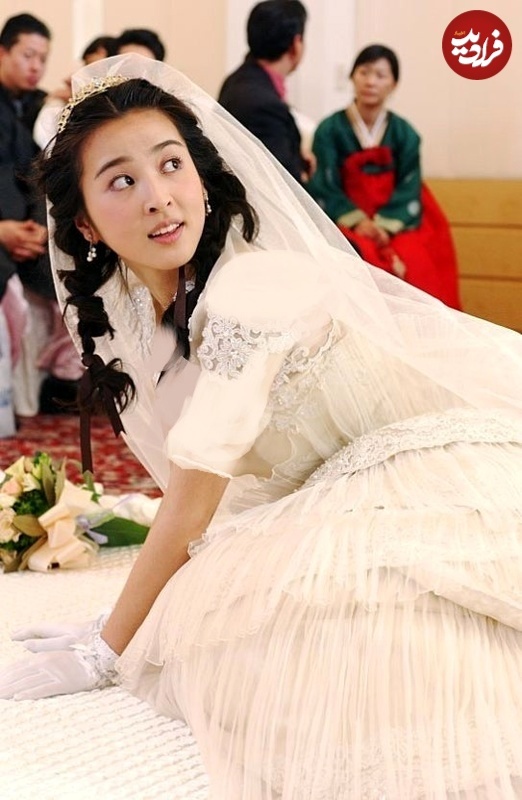 سوسانو با لباس عروس پرنسسی