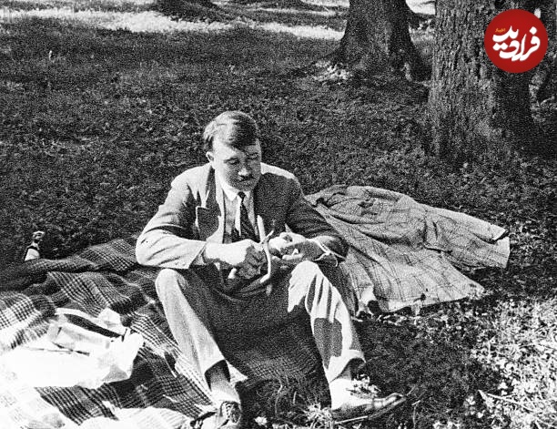 هیتلر در حال خوش گذرانی