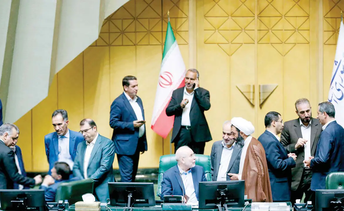 جدال در مجلس جدال در مجلس