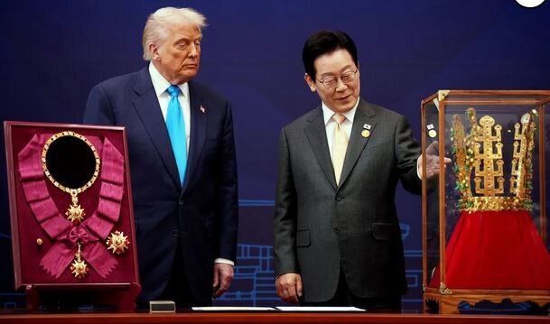 تاج طلایی ترامپ