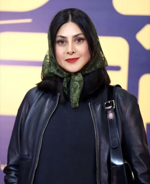 آزاده صمدی روی فرش قرمز