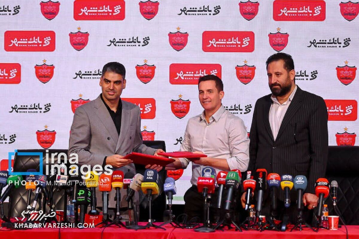 لحظه قرارداد اوسمار ویرا با پرسپولیس