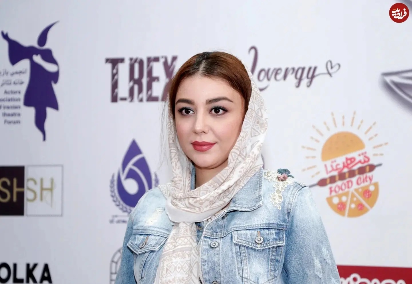 تغییر مونا غمخوار