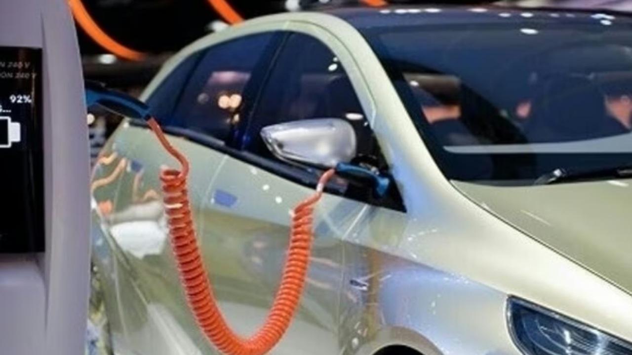 خودرو هیبریدی‌