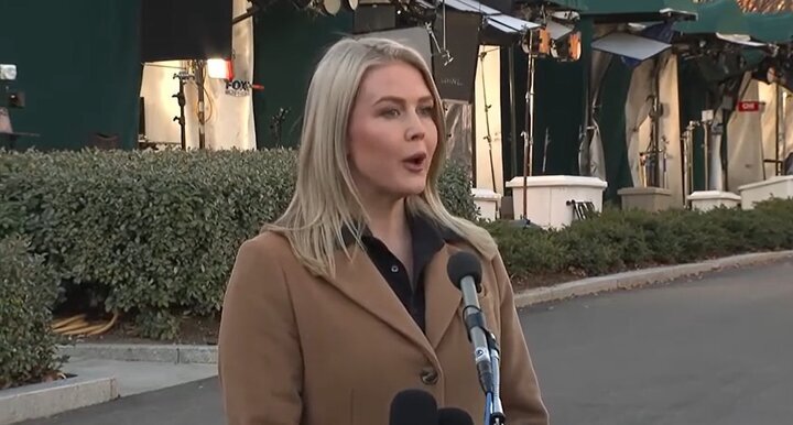 کارولین لویت