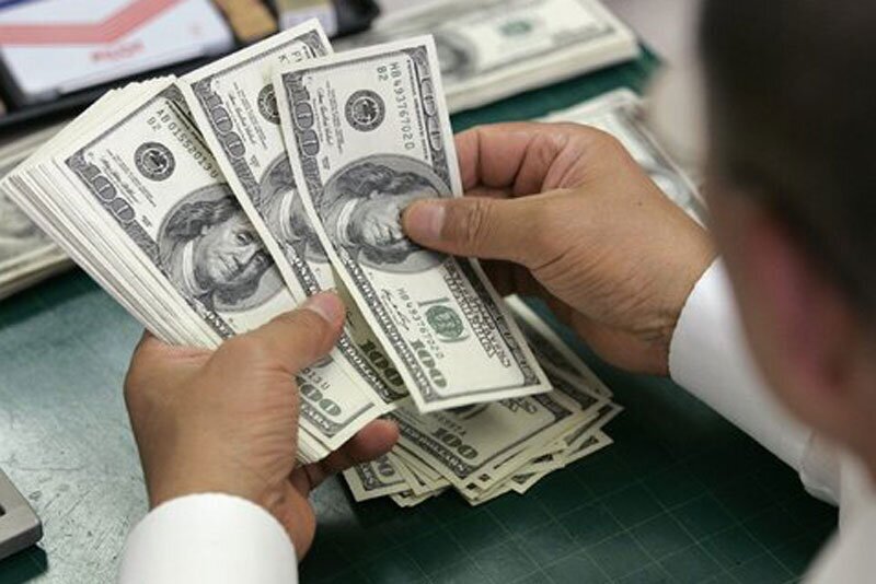 عوامل تعیین‌کننده نرخ بازار آزاد دلار