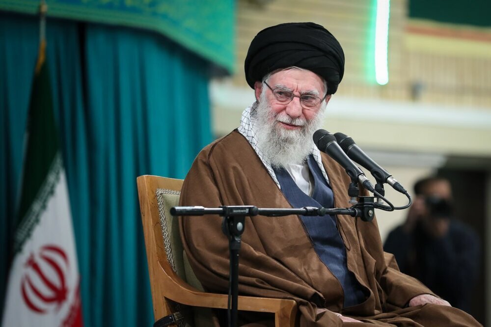 آیت الله خامنه ای