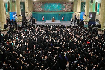 عکس/ دیدار بانوان با رهبر انقلاب با حال و هوای مادرانه