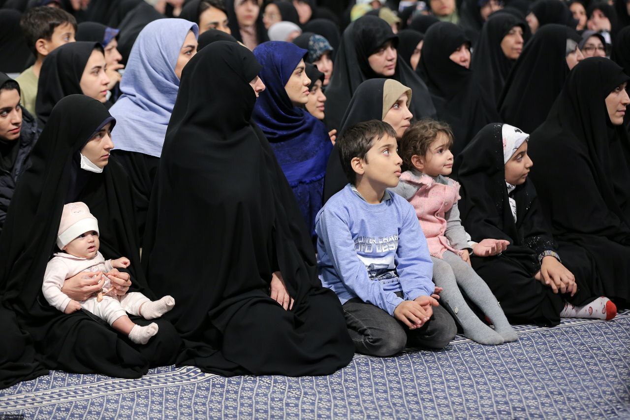 دیدار بانوان با رهبر انقلاب