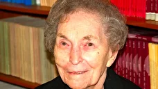 آنا شوارتز کیست؟/ اقتصاددانی که تاریخ پولی جهان را بازنویسی کرد