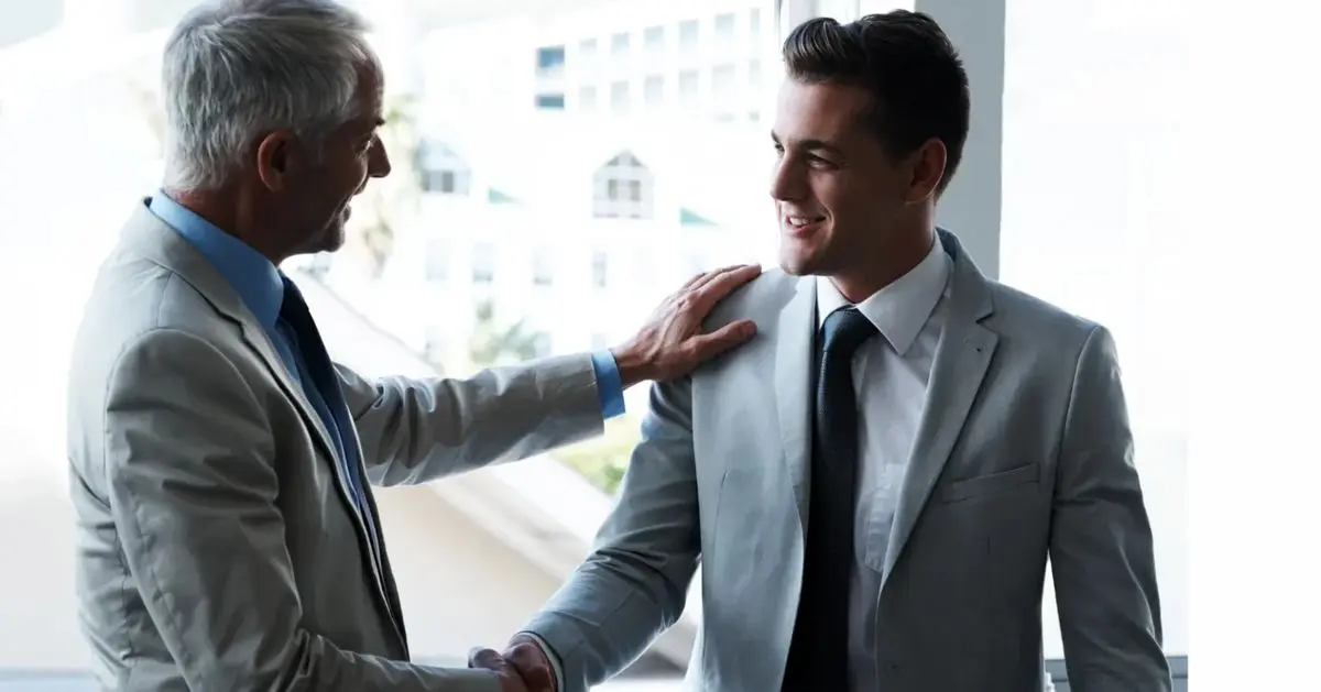 ۱۰ رفتاری که دیگران را به شما احترامگزار میکند ۱۰ رفتاری که دیگران را به شما احترامگزار میکند