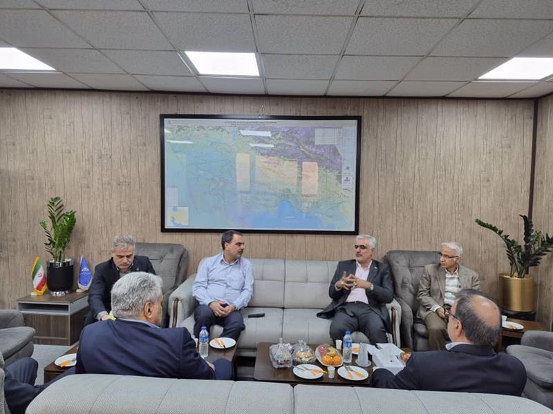 همافزایی کمسابقه بیدبلند خلیجفارس و مناطق نفتخیز جنوب برای شتابگیری پروژههای طرح عظیم جمعآوری گازهای مشعل در شرق کارون همافزایی کمسابقه بیدبلند خلیجفارس و مناطق نفتخیز جنوب برای شتابگیری پروژههای طرح عظیم جمعآوری گازهای مشعل در شرق کارون