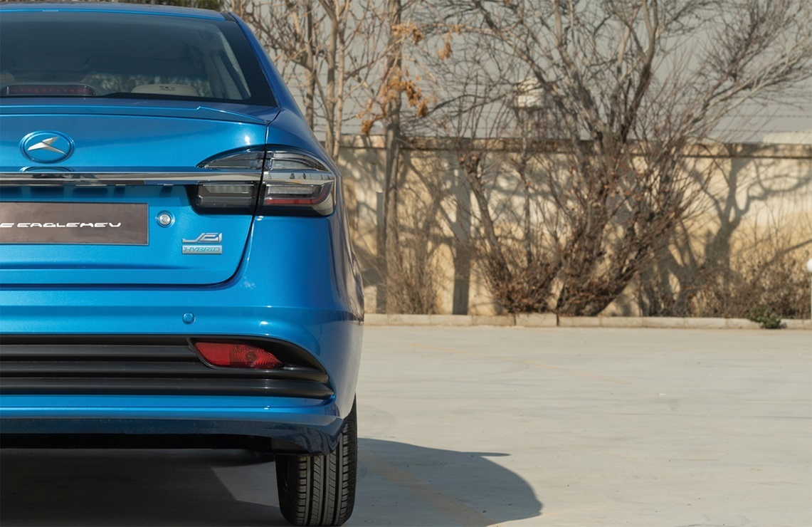 اولین خودرو سدان هیبرید ملی، در یک قدمی بازار/ کیامسی ایگل هیبرید چگونه خودرویی است؟ (+عکس و مشخصات فنی) اولین خودرو سدان هیبرید ملی، در یک قدمی بازار/ کیامسی ایگل هیبرید چگونه خودرویی است؟ (+عکس و مشخصات فنی)