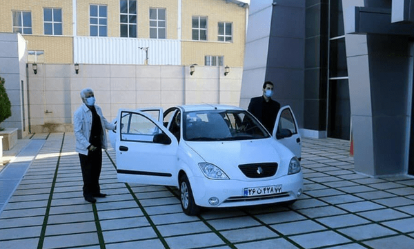 خبرگزاری فارس جزئیات پراید ضدگلوله جلیلی را توضیح داد خبرگزاری فارس جزئیات پراید ضدگلوله جلیلی را توضیح داد