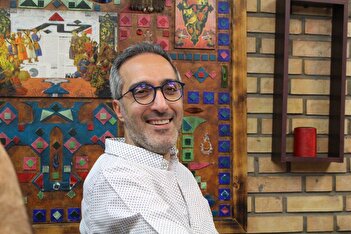 فیلم/ سوتی عجیب امیرمهدی ژوله حین مصاحبه با پیمان قاسمخانی