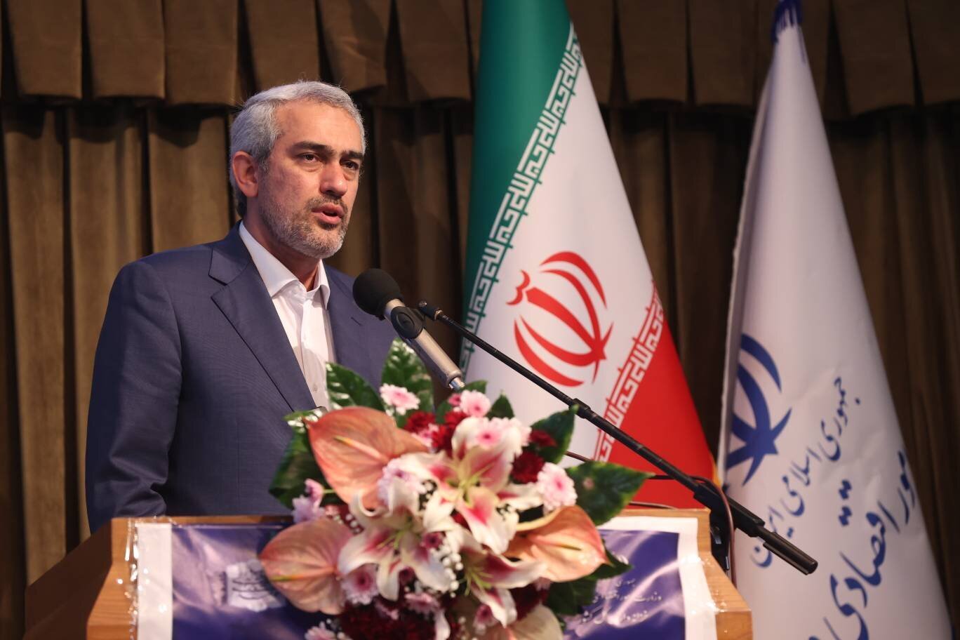 وزیر اقتصاد در همایش بزرگداشت روز حسابدار: حسابداری دقیق و حسابرسی قوی، رکن اصلی رشد عدالت‌محور و مبارزه با فساد است