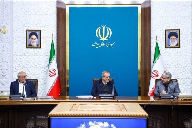 رئیس جمهور: مسائل کشور با صبر و برنامه‌ریزی قابل حل است