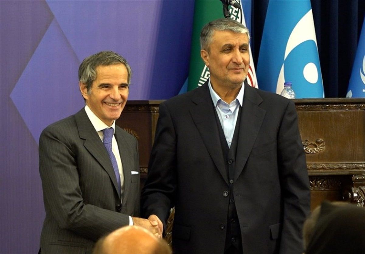 گزارش متفاوت مقامات بین‌المللی و ایرانی درباره بازرسان آژانس