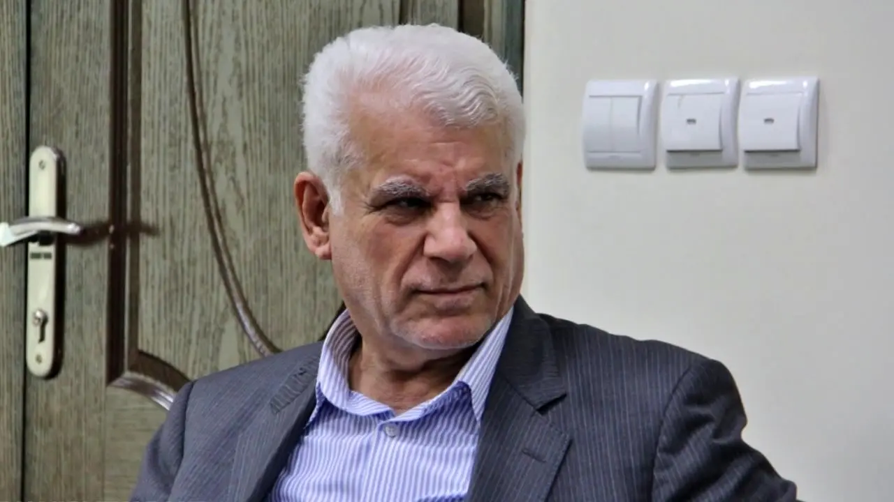 محمود بهمنی کیست؟ / کارنامه اجرایی رئیس کل بانک مرکزی دولت احمدی نژاد محمود بهمنی کیست