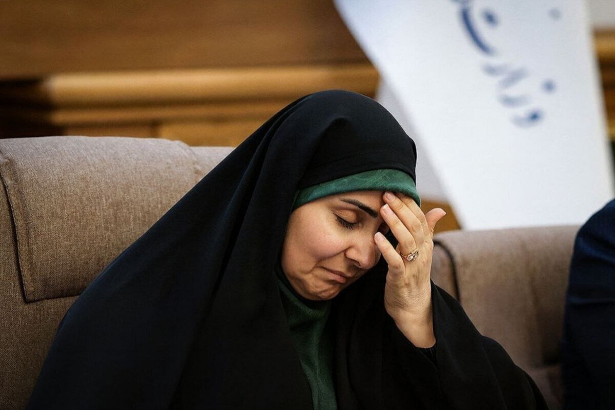 فرزانه صادق مالواجرد وزیر راه و شهرسازی فرزانه صادق مالواجرد وزیر راه و شهرسازی