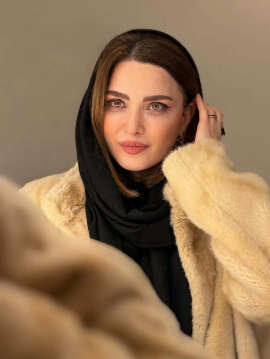 استایل جدید بهنوش طباطبایی و واکنش کاربران