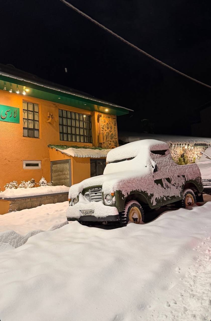 شمشک پس از بارش برف پاییزی