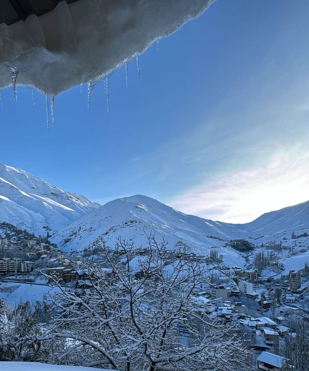 شمشک پس از بارش برف پاییزی