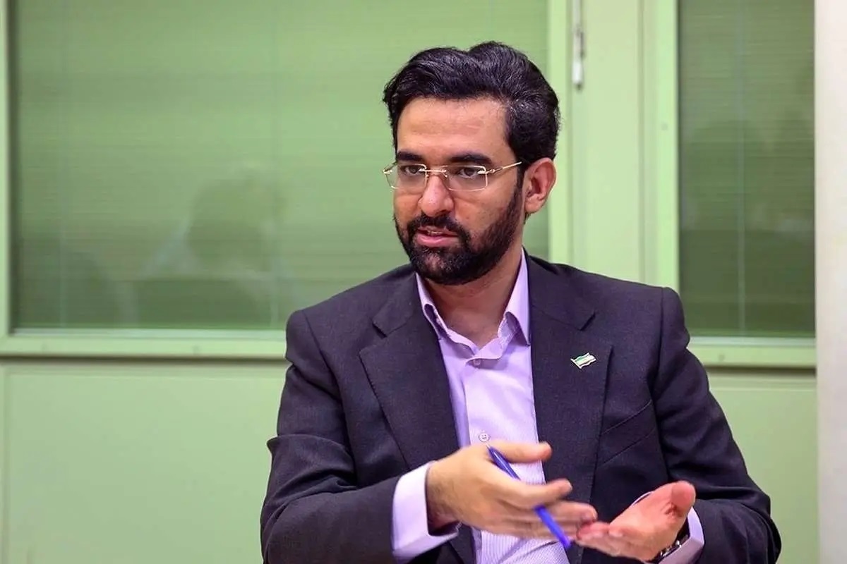 جزئیات سفر محرمانه مدیر تلگرام به تهران از زبان آذری جهرمی جزئیات سفر محرمانه مدیر تلگرام به تهران از زبان آذری جهرمی