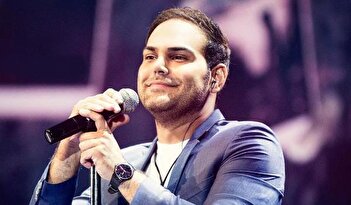 فیلم/ لحظه خواستگاری سیامک عباسی در کنسرت