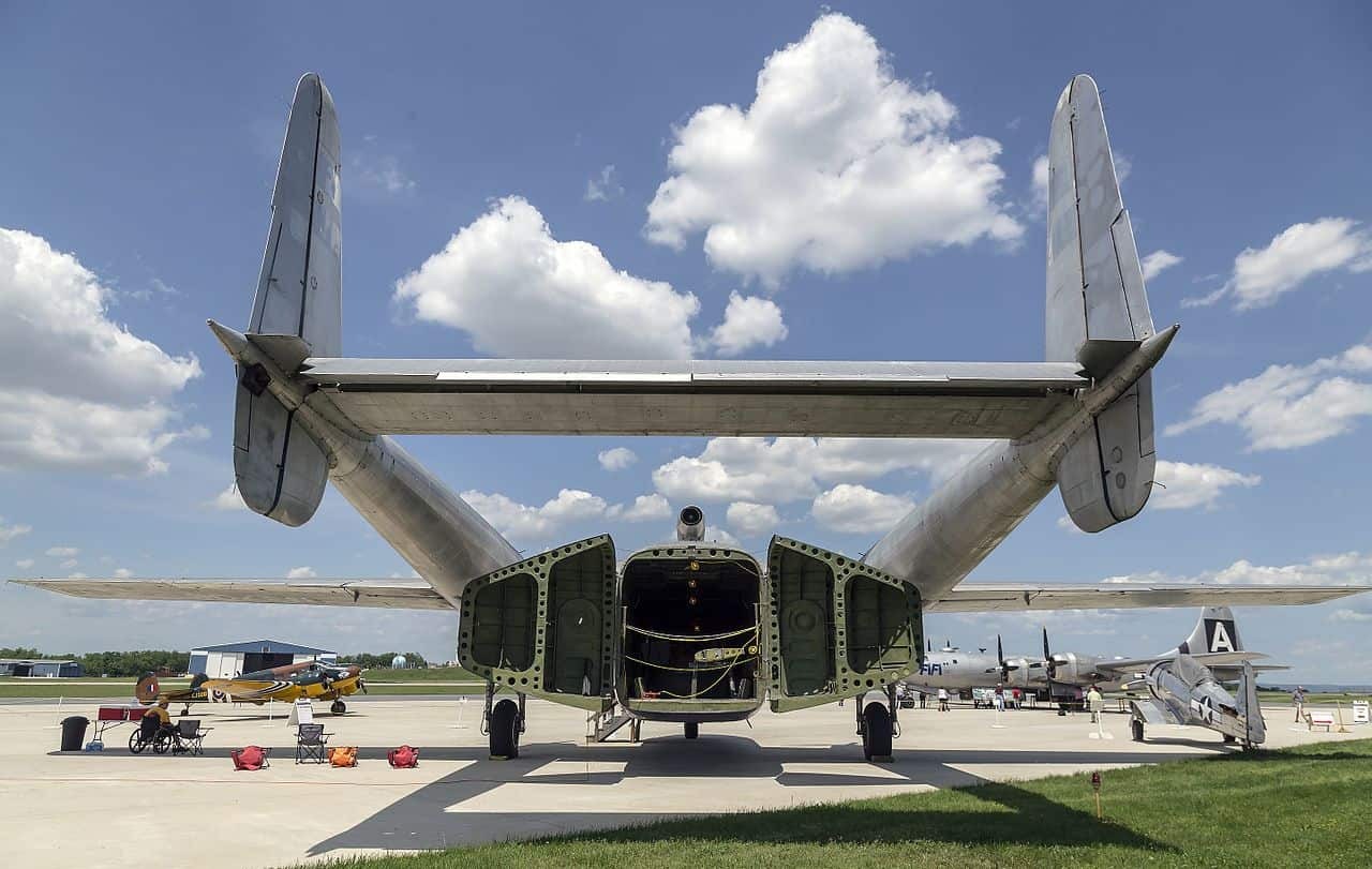 سی-۸۲ پکت سی-۸۲ پکت