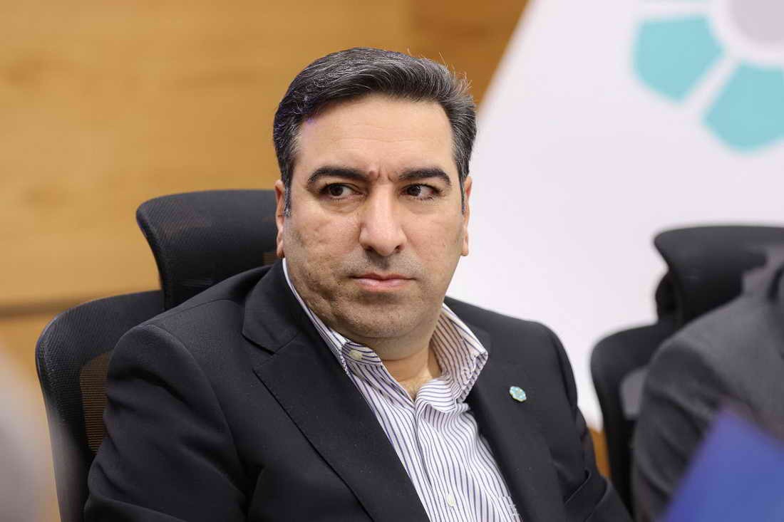 بخش عمدهای از تسهیلات بانک توسعه تعاون به بنگاههای کوچک و متوسط پرداخت میشود بخش عمدهای از تسهیلات بانک توسعه تعاون به بنگاههای کوچک و متوسط پرداخت میشود