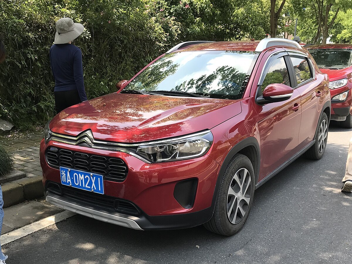 مشخصات فنی خودروی سیتروئن C3-XR مشخصات فنی خودروی سیتروئن C3-XR