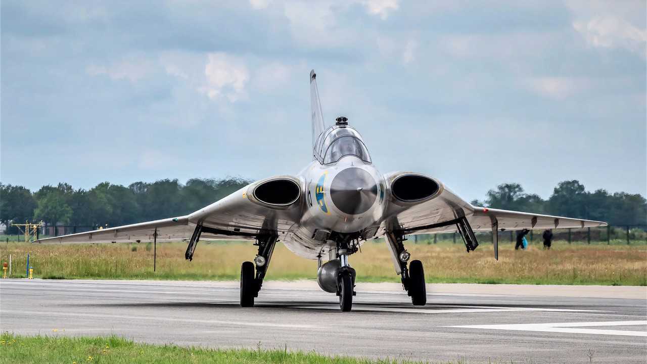 جنگنده ساب ۳۵ دراکن جنگنده ساب ۳۵ دراکن