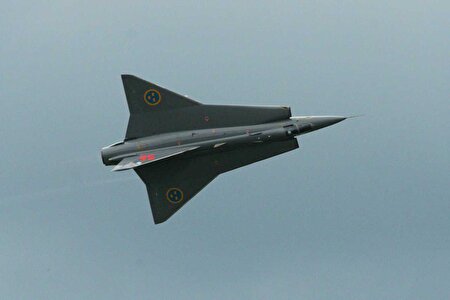 ویژگی جنگنده ساب ۳۵ دراکن