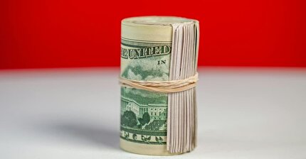 قیمت دلار عجیب شد/ پوند رکورد زد