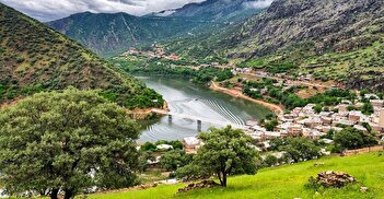 عکس/ دریاچه زریوار بهشت گمشده ایران در مریوان کردستان