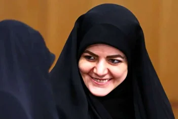 عکس/ خرید‌های جنجالی دختر و داماد پزشکیان در آلماتی