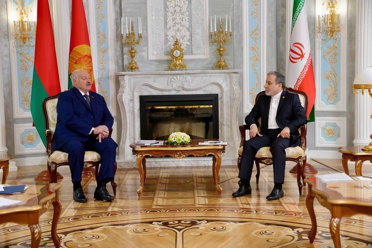 دیدار عراقچی با الکساندر لوکاشنکو