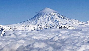 فیلم/ قله دماوند زیر پوشش سنگین برف