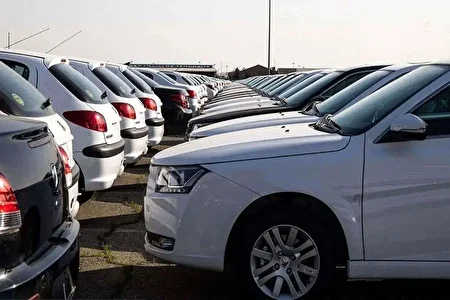 چرا خودرو دوباره گران شد؟ / جاماندگان بازار پاسخ دادند