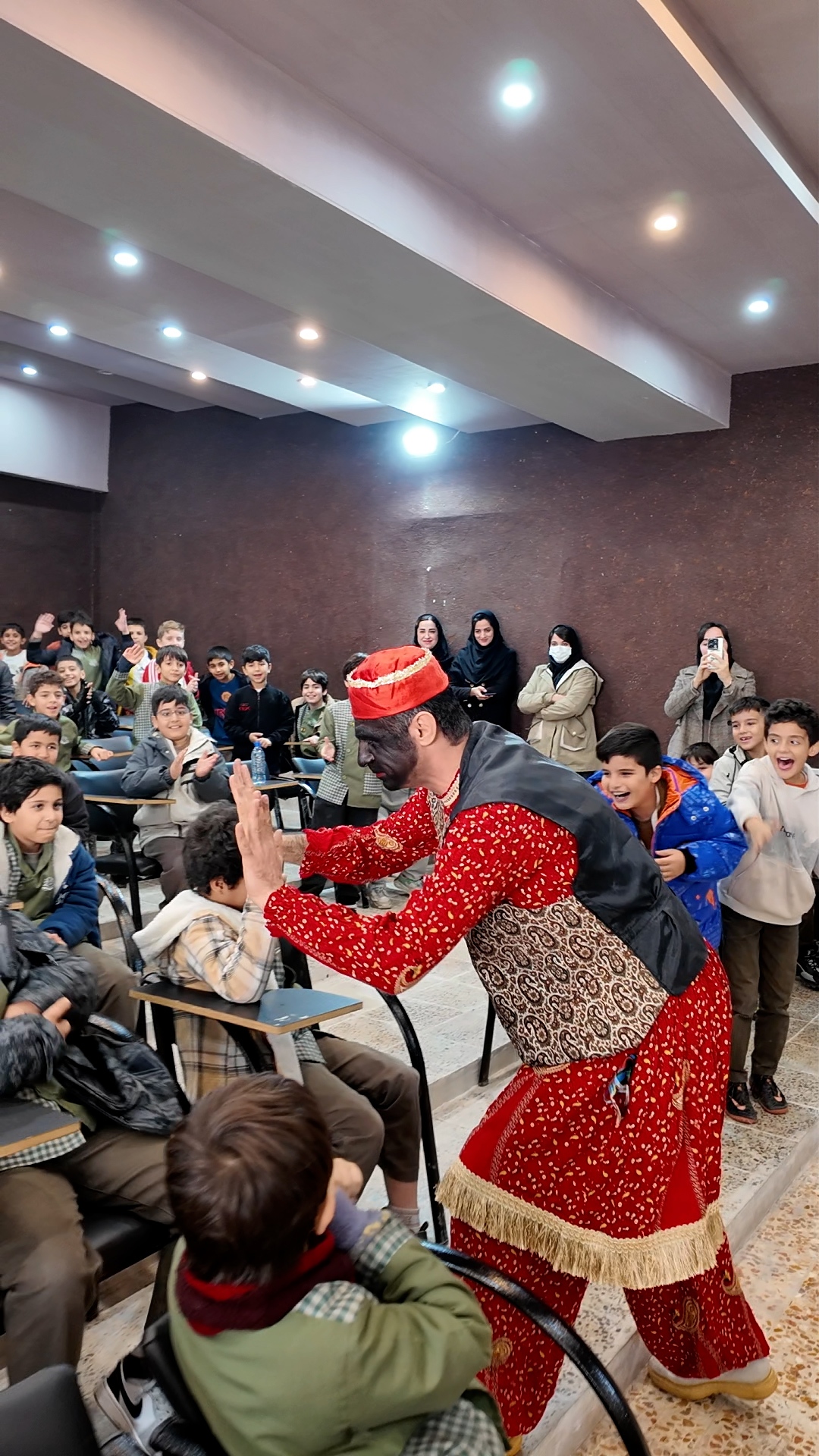 گامی در راستای ترویج فرهنگ بیمه؛ زنگ بیمه در ایلام نواخته شد گامی در راستای ترویج فرهنگ بیمه؛ زنگ بیمه در ایلام نواخته شد